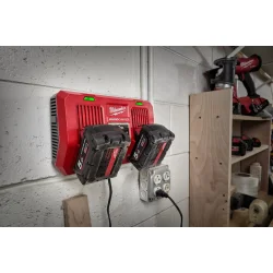 Milwaukee M18 dobbelt-hurtiglader (M18 DFC)