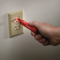 Milwaukee sp�ndingstester (4932352561)